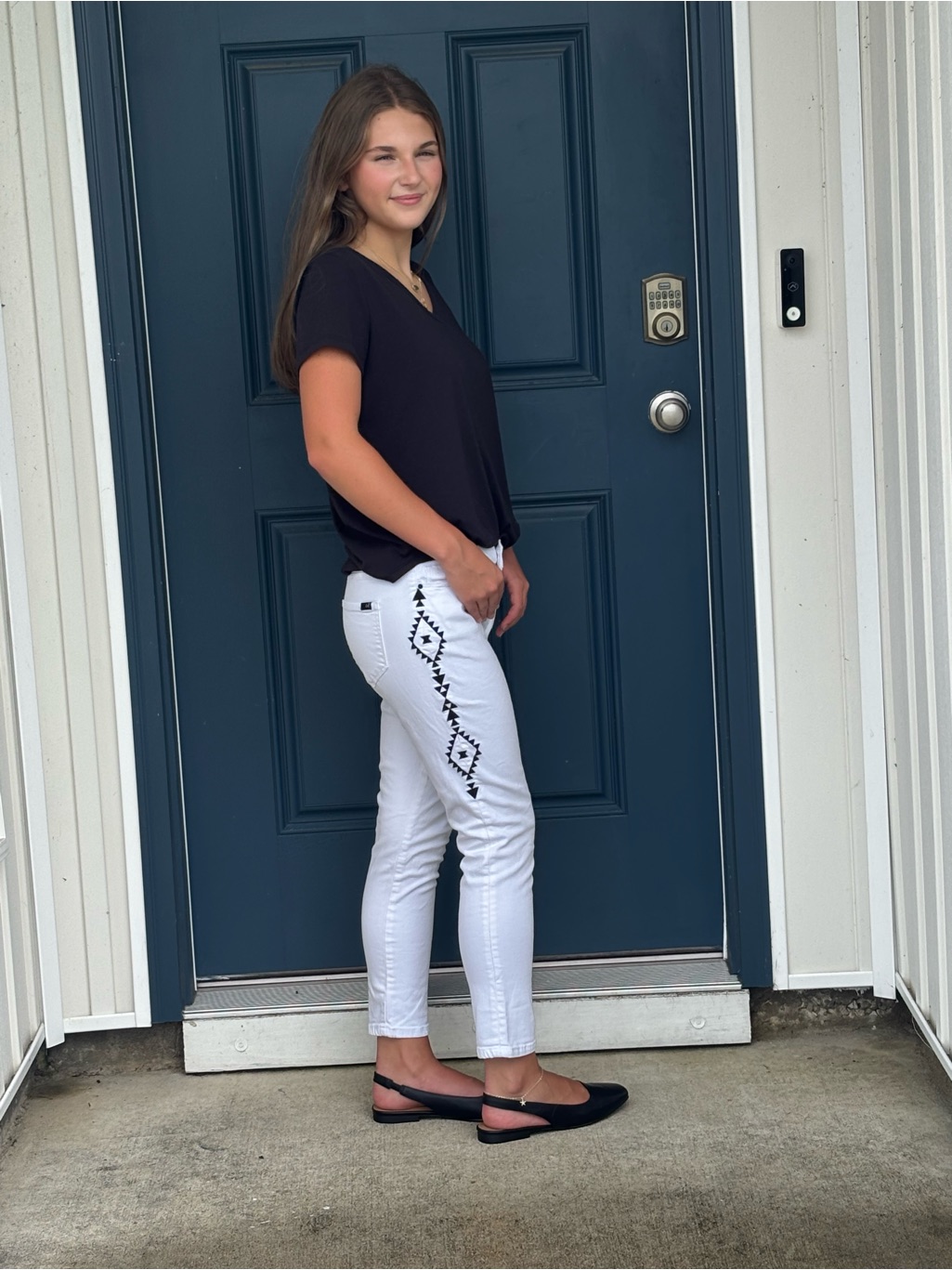 Chip & Pepper Aztec White Ankle Jeans W/Embroidery Size 29